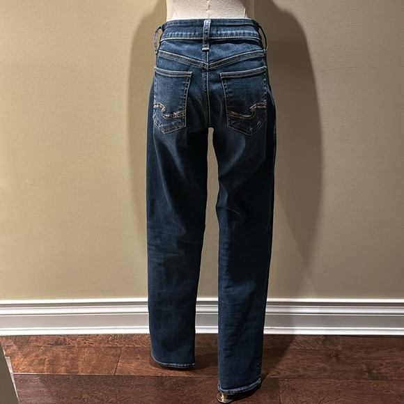 Silver Jeans never worn blue jeans with 32 length - Picture 2 of 7